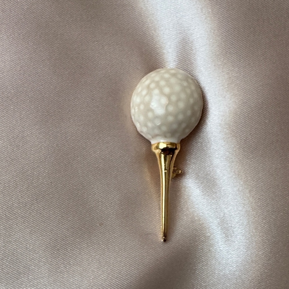 Gold and White Golf Ball Brooch ⛳️
